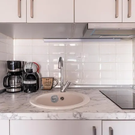 דירה Minimalist W/ View *