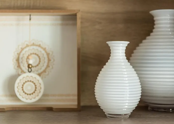 Minimalist W/ View * Salonic