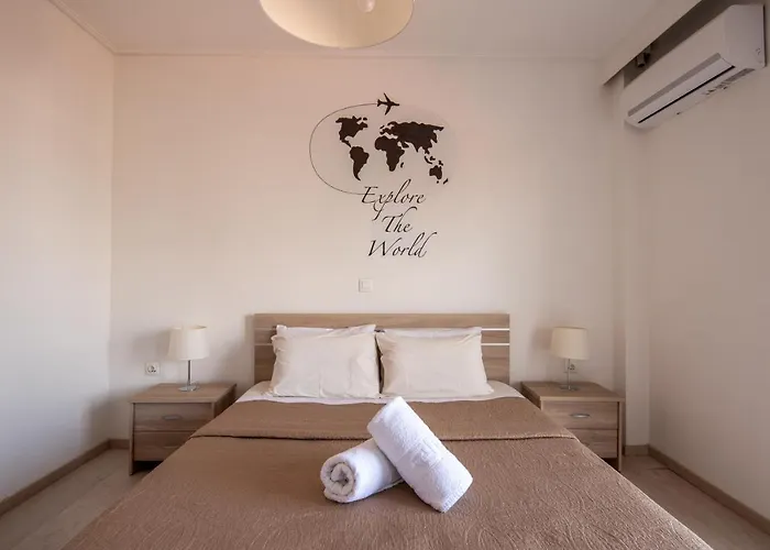 Minimalist W/ View * Salonic