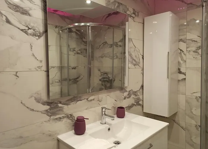 Apartament Minimalist W/ View Salonic