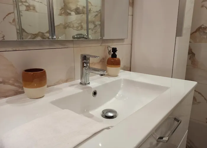 Minimalist W/ View Apartament Salonic