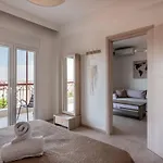 Minimalist W/ View Apartament *