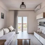 Minimalist W/ View Apartmán *