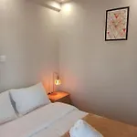 Minimalist W/ View * Soluň