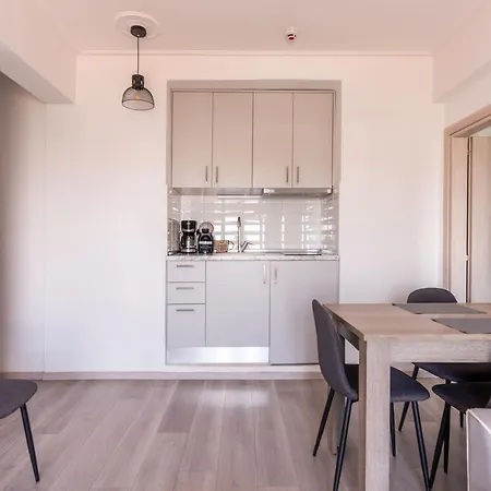 Minimalist W/ View * Saloniki