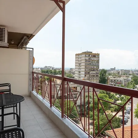 Minimalist W/ View Apartament *