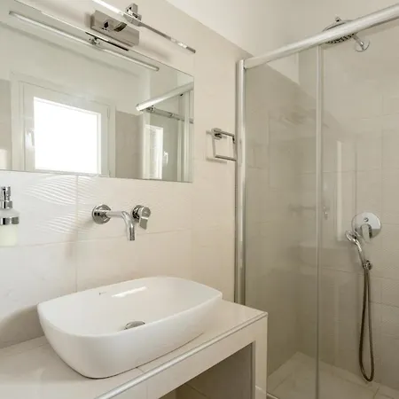 Minimalist W/ View Thessaloniki