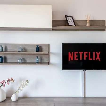 Minimalist W/ View Appartement *