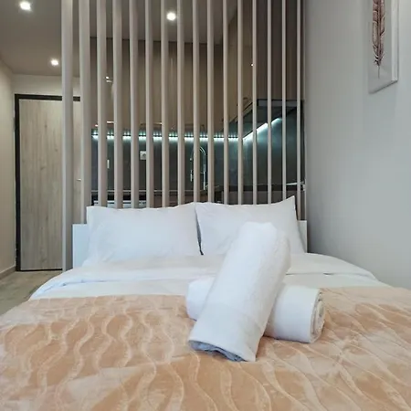 Minimalist W/ View * Thessaloniki