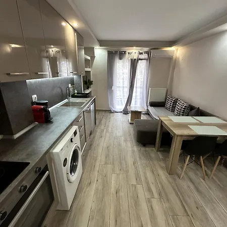 Apartament Minimalist W/ View *